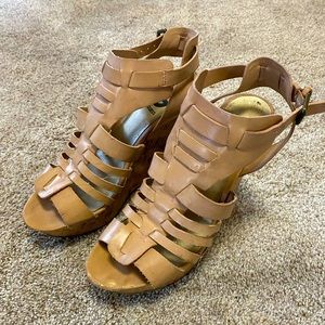 Women’s GUESS Heels